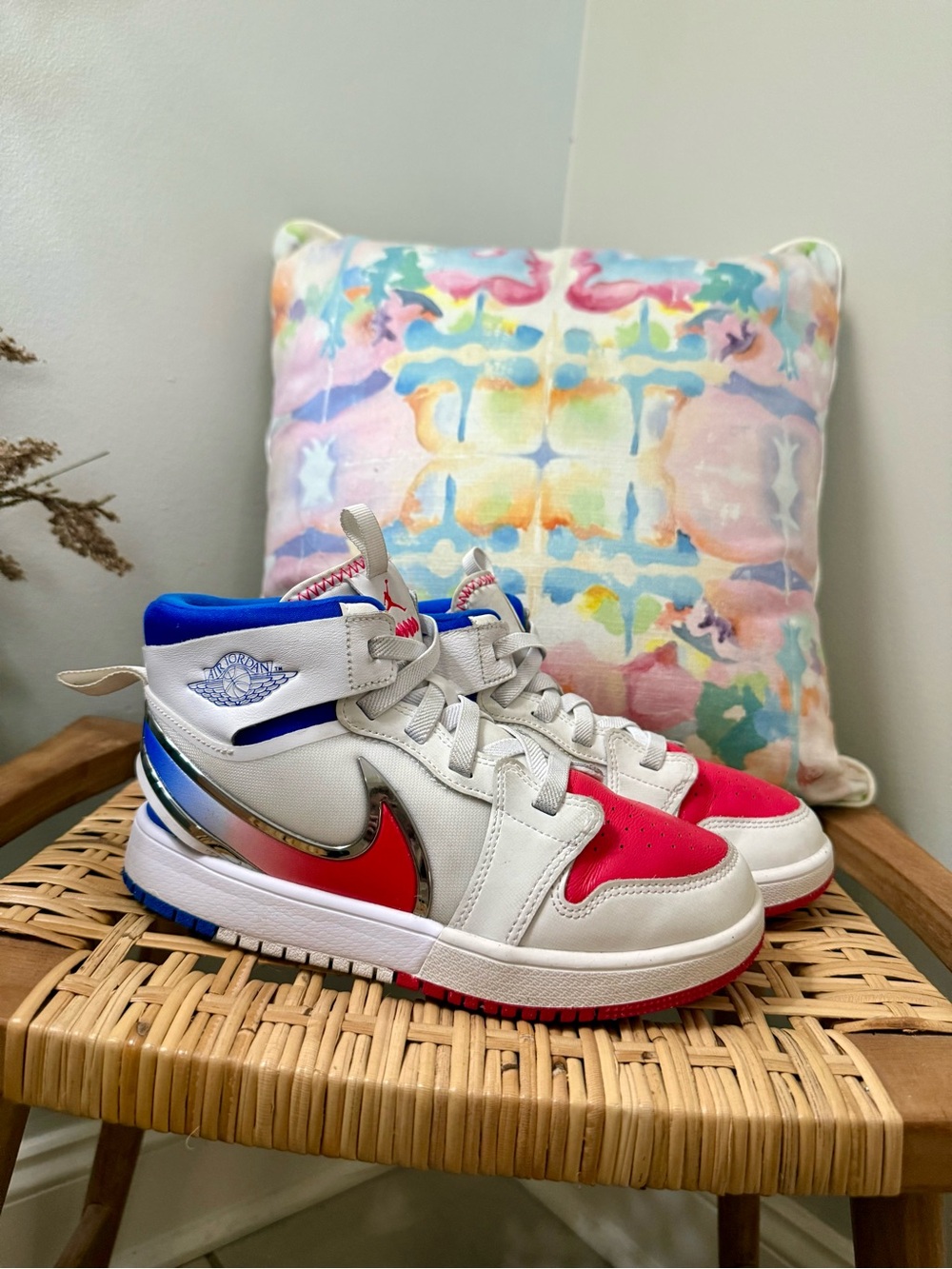 Nike Kids High-Top Sneakers in White, Red & Blue